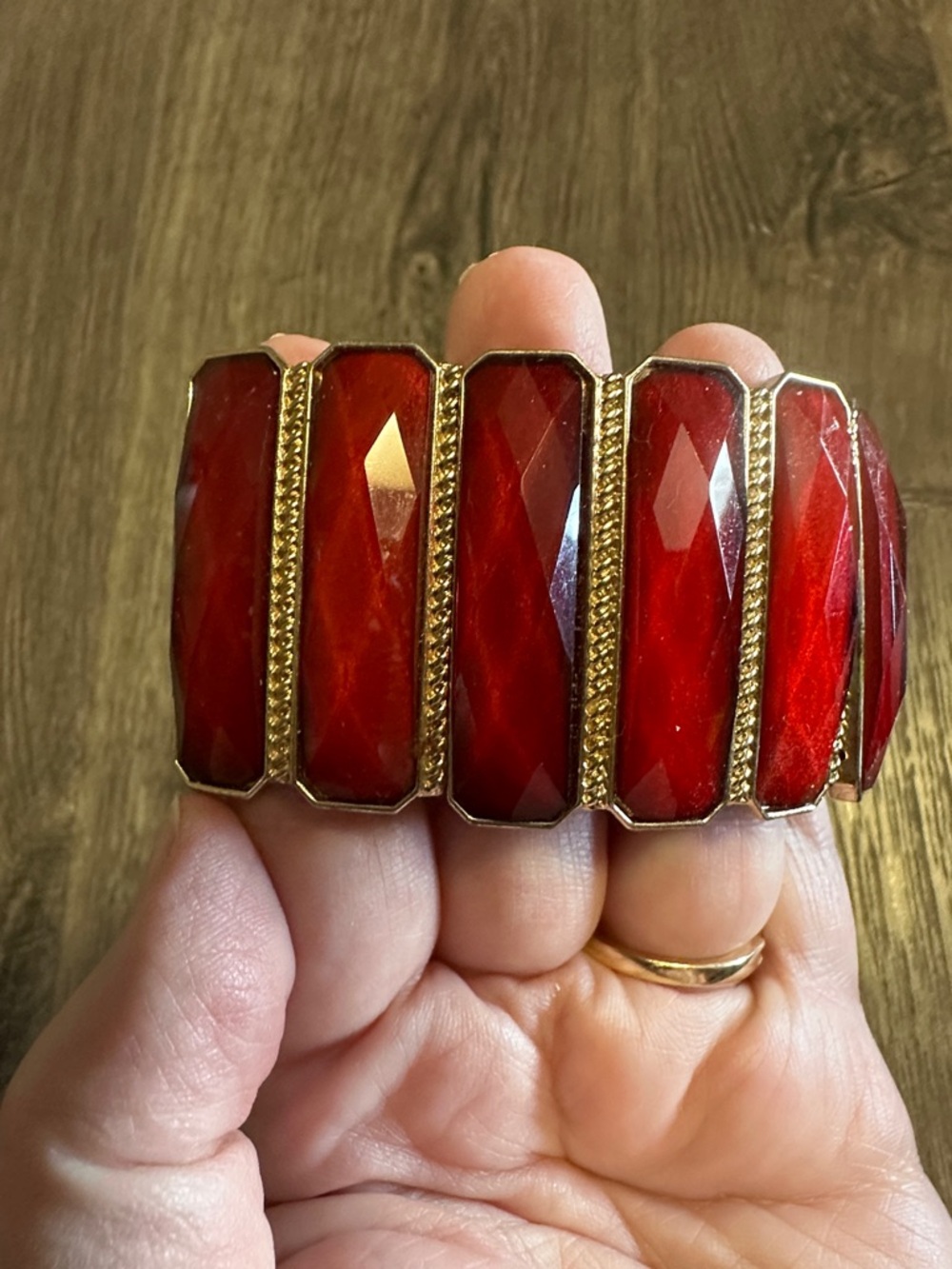 Red Faceted Statement Stretch Bracelet - Gold Trim